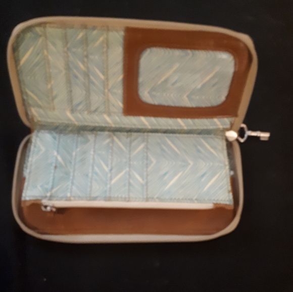 Vintage fossil wallet - Picture 3 of 6